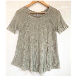 Absolutely Creative Worldwide Short Sleeve Top